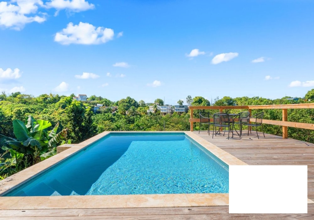 Live the dream, ocean views, comfort, and the perfect location
