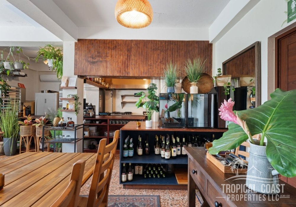 Restaurant Space + Furnished Home – Mixed-Use Property in the western of PR
