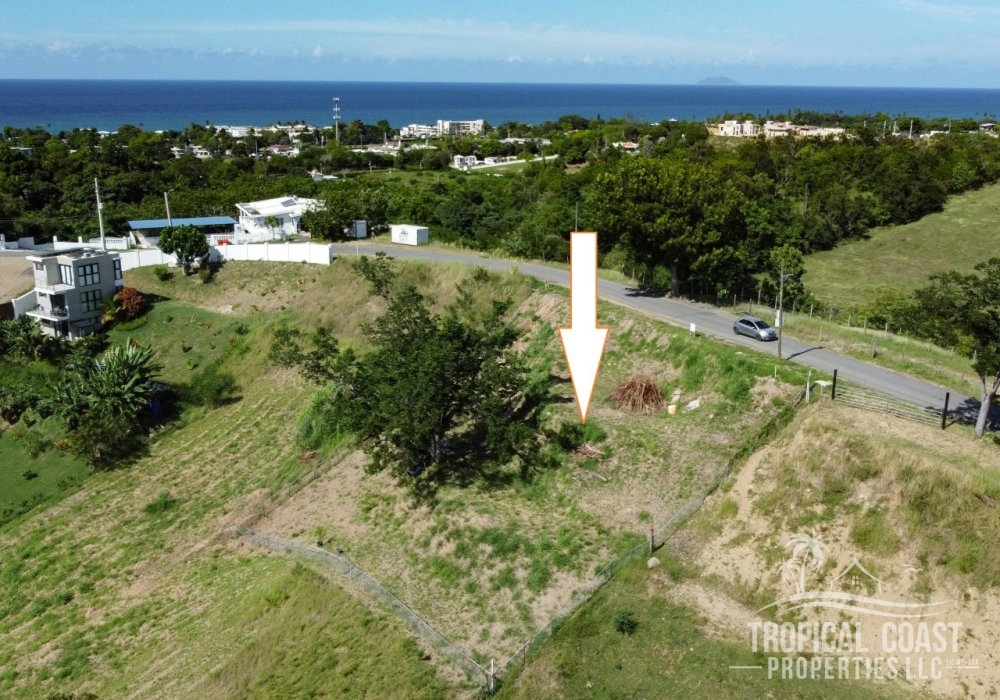 Build your coastal dream with ocean views and everyday convenience 